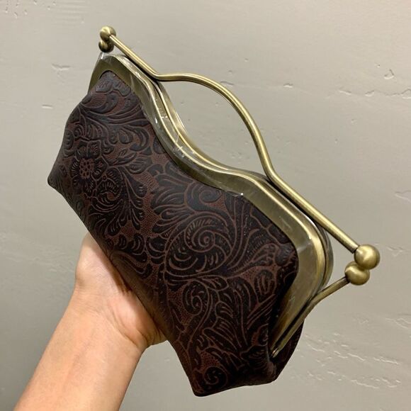 Handmade Genuine Embossed Leather Kisslock Clutch/Shoulder bag/Crossbody - Picture 11 of 14
